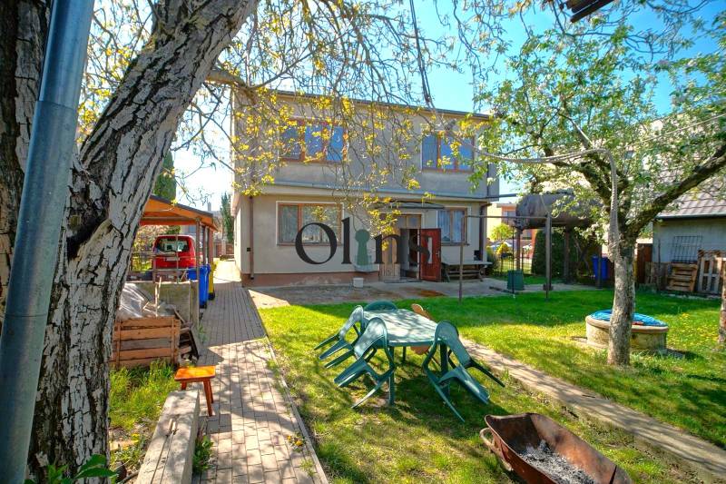 WhatsApp Image 2026-04-18 at 13.28.53.jpeg