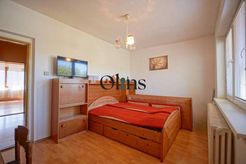 WhatsApp Image 2026-04-18 at 13.28.50.jpeg